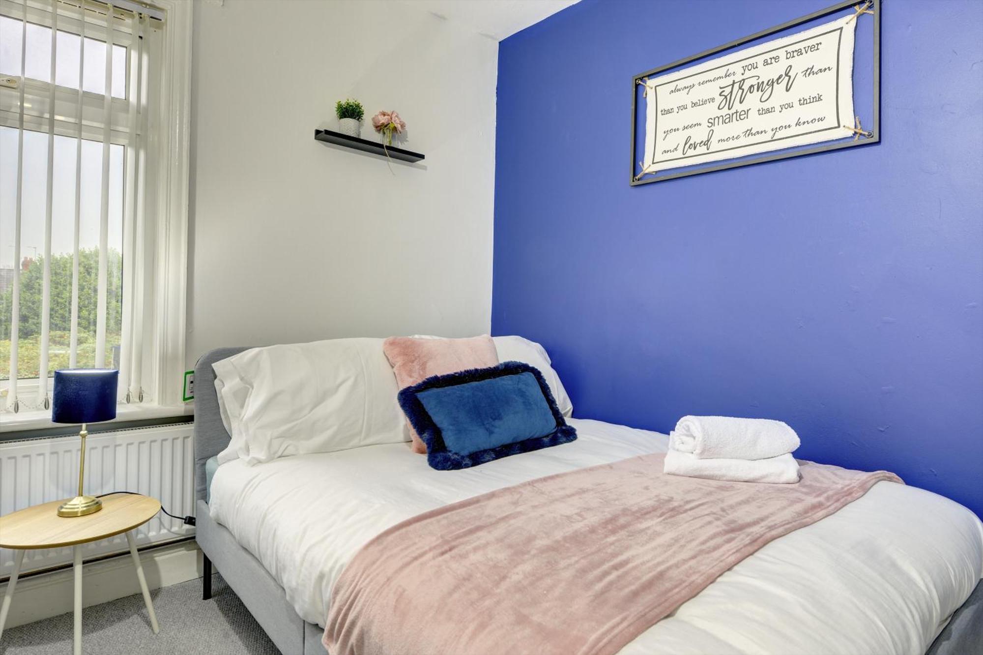 Stunning And Lovely 3 Bed House - Catch 22 Coventry Exterior foto