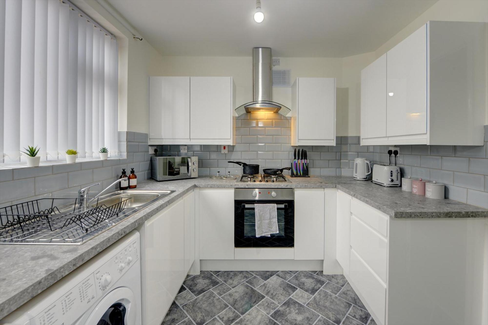 Stunning And Lovely 3 Bed House - Catch 22 Coventry Exterior foto