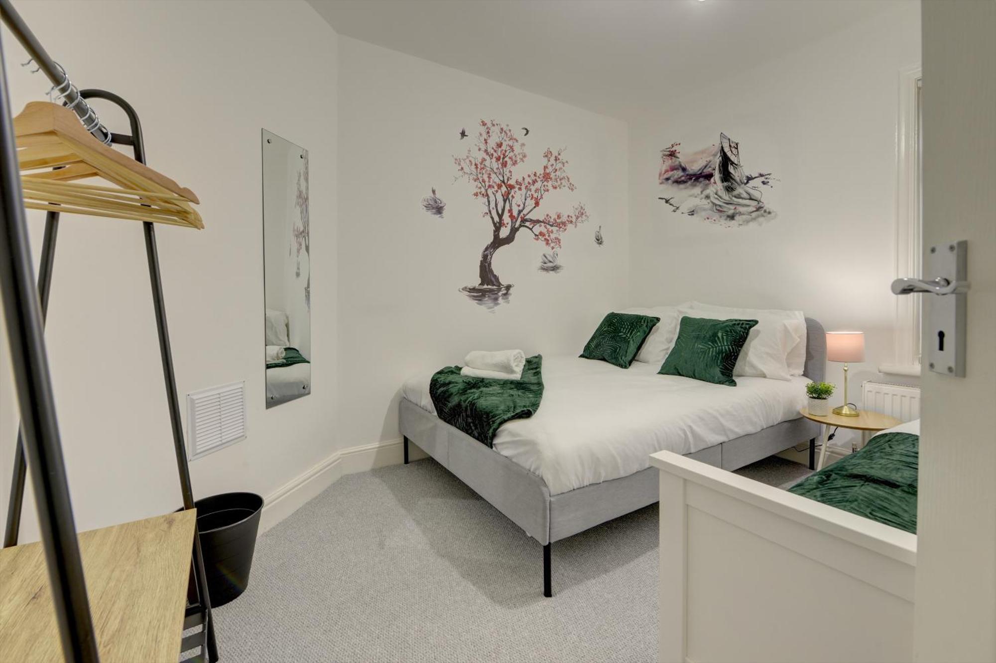 Stunning And Lovely 3 Bed House - Catch 22 Coventry Exterior foto